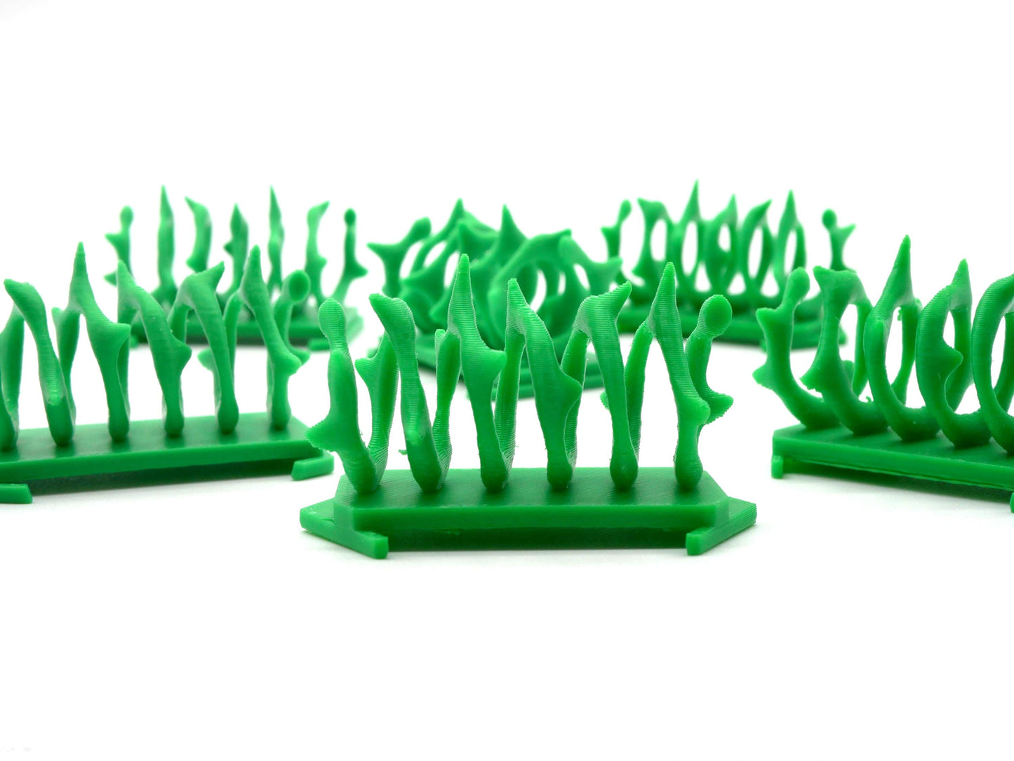 Spiral Thorn Brambles Hero Scape Single Hex Obstacle | Tabletop Terrain Piece | Miniature Board Game | DnD Role Play Game Upgrade Tile Kit