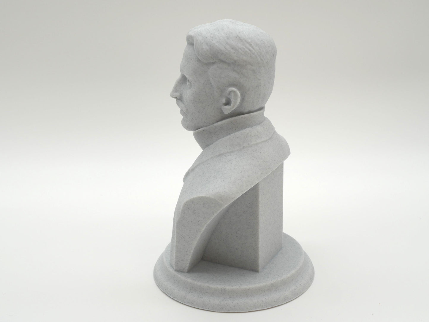 Nikola Tesla Life Size Sculpture Bust 3D Printed Decor Electrician Engineer Sculpt Inventor Business Electricity Founding Bookshelf