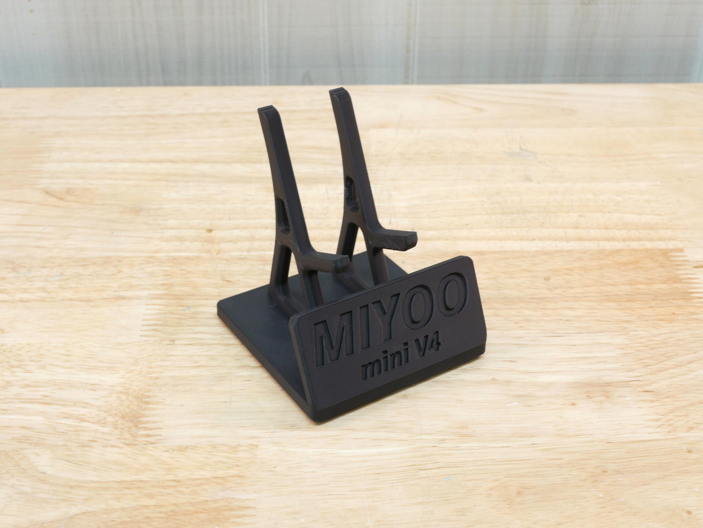 Display Stand for Miyoo mini V4 MMV4 with Charging Space | Dock Shelf Unit Gaming Retro Device Compatible with JCSFY Grips