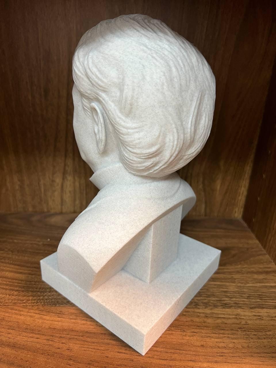 Thomas Edison Bust – 3D Printed Inventor Sculpture | Dry Brush Painted Decor