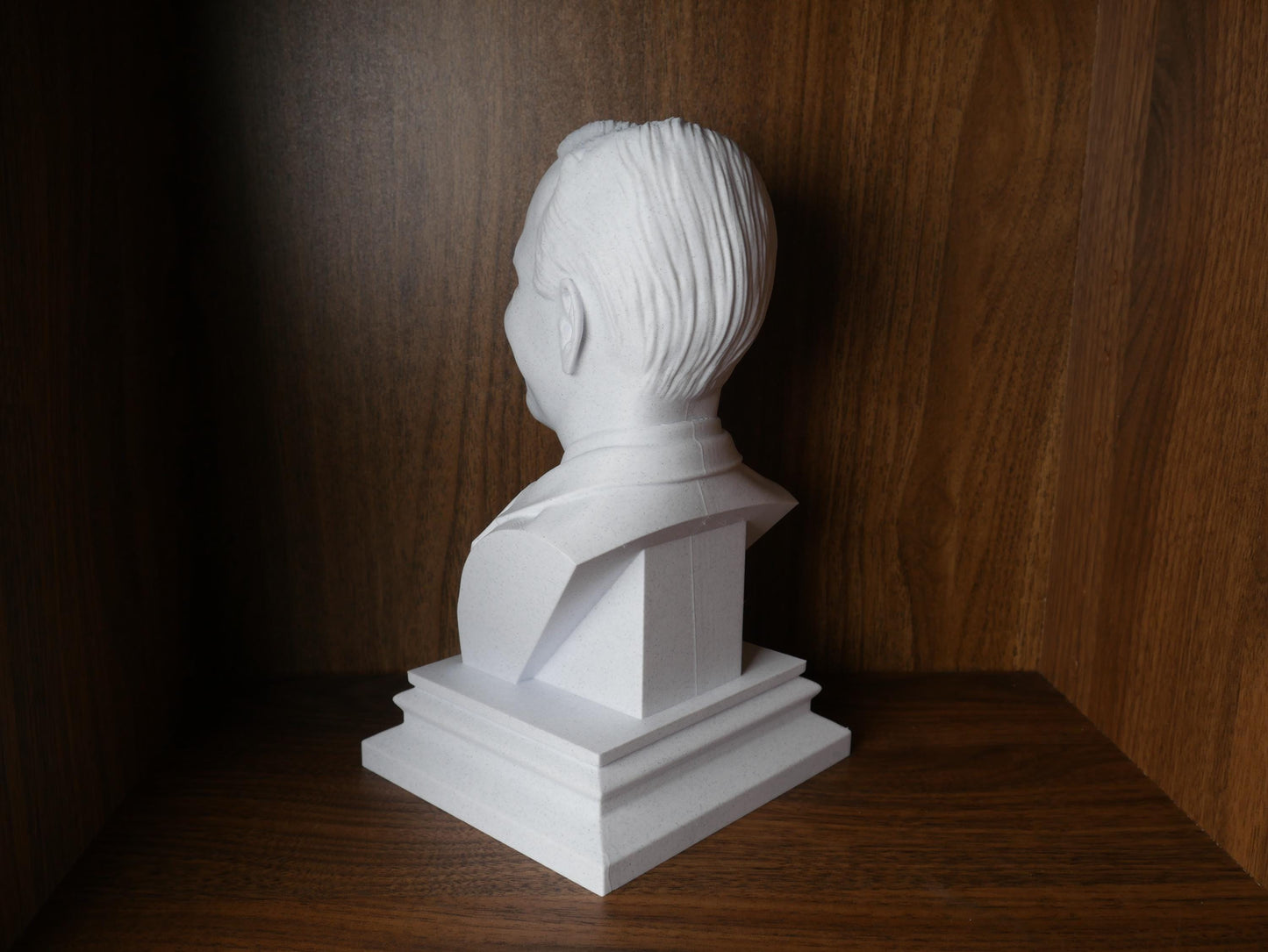 Joe Biden Bust Sculpture – 46th US President Statue | American Leader Decor