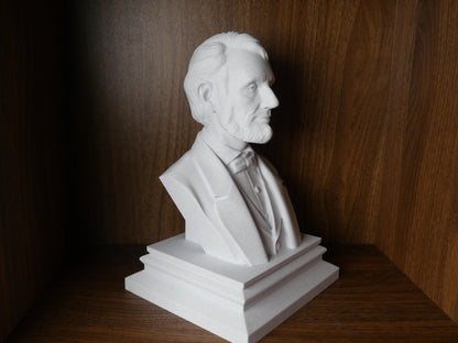 Abraham Lincoln Bust - 16th President Statue | Civil War Leader Sculpture, Educational Decor