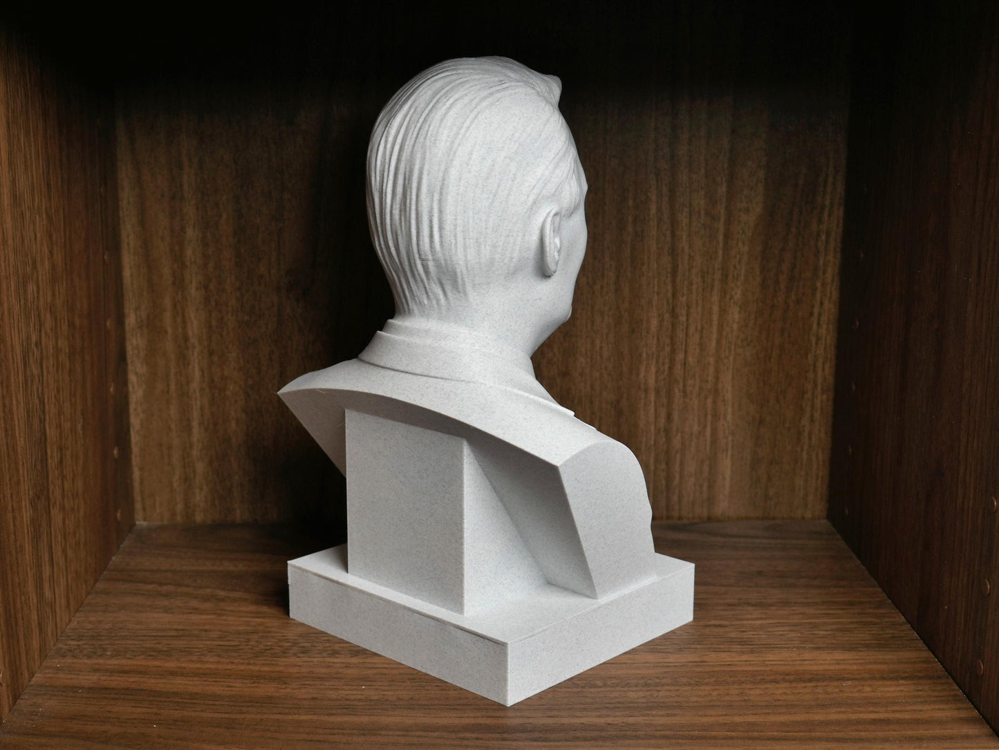Charlie Kirk Bust Sculpture – 3D Printed Statue | Political Commentator Decor for Office