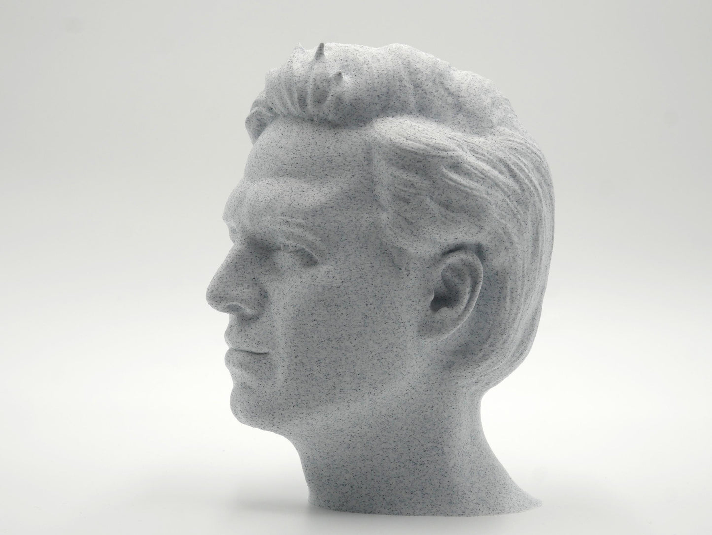 Mark Ruffalo Bust – 3D Printed Sculpture | Eco Friendly PLA Actor Statue for Home Office