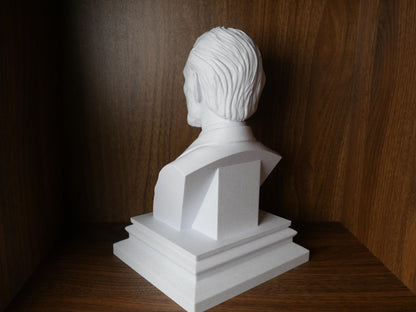 Abraham Lincoln Bust - 16th President Statue | Civil War Leader Sculpture, Educational Decor