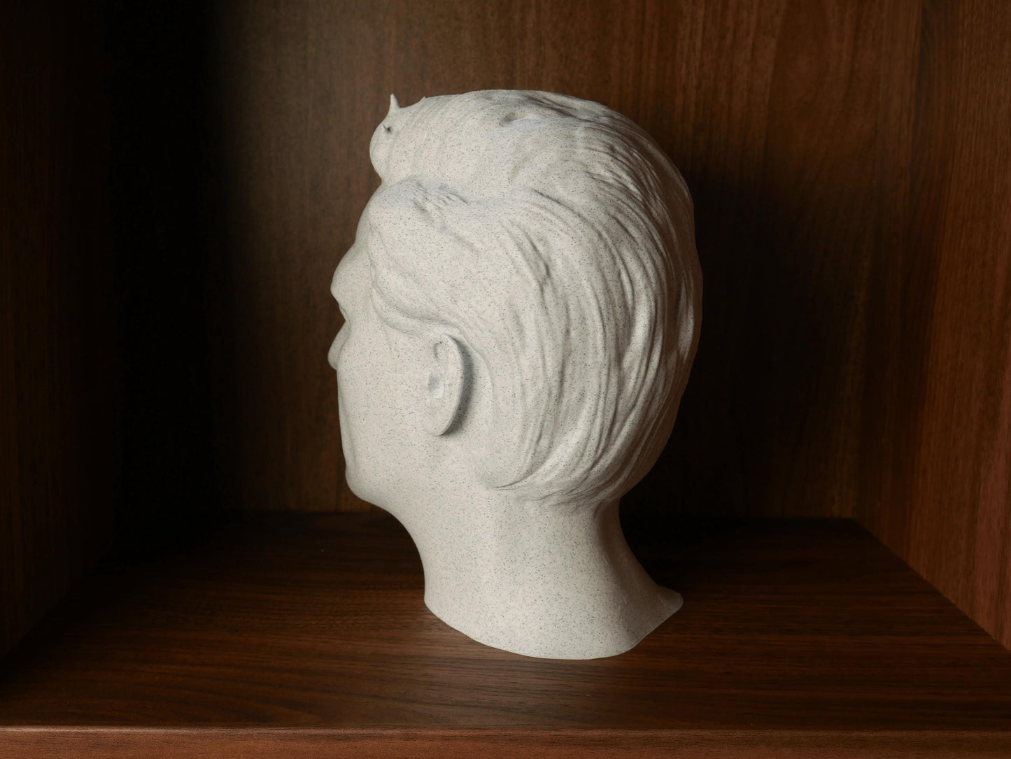 Mark Ruffalo Bust – 3D Printed Sculpture | Eco Friendly PLA Actor Statue for Home Office