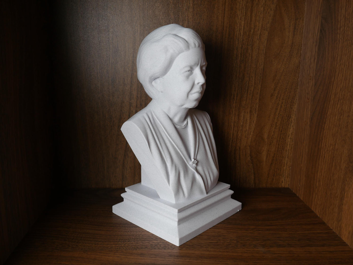 Eleanor Roosevelt Bust – Human Rights Statue | 3D Printed First Lady Sculpture