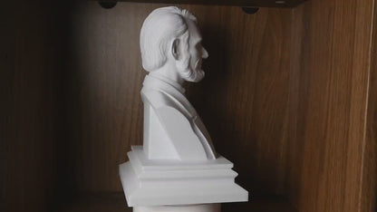 Abraham Lincoln Bust - 16th President Statue | Civil War Leader Sculpture, Educational Decor